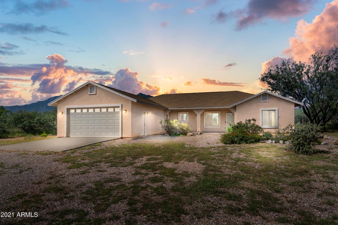 5698 S Calle De Leon, Hereford, AZ 85615