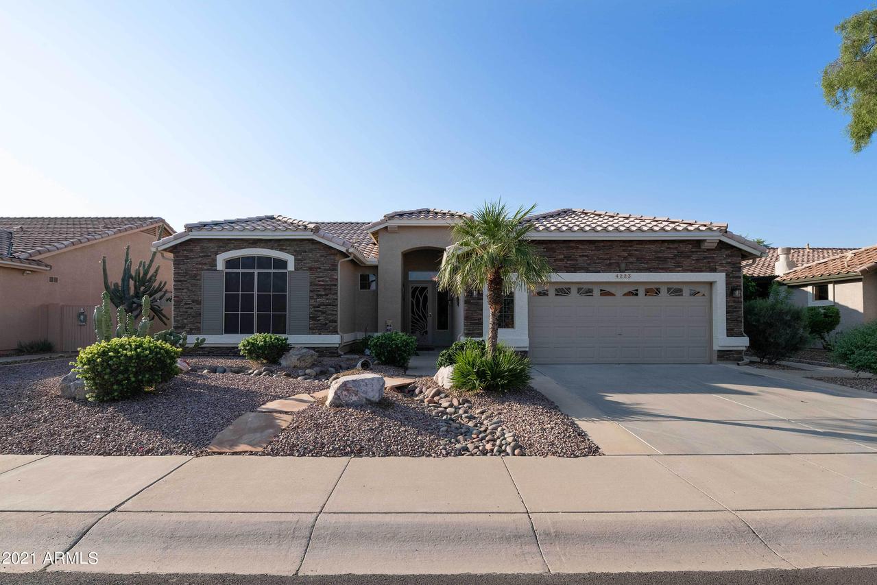 4223 E Walnut Road Rd., Gilbert, AZ 85298
