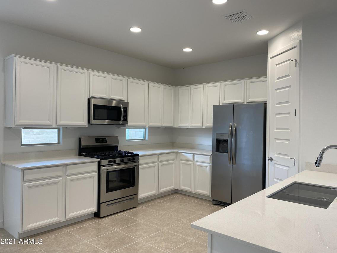 2686 S Reavis Falls Rd., Apache Junction, AZ 85119