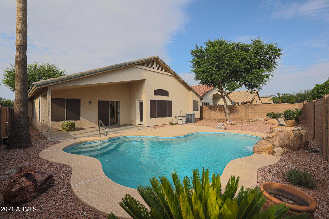 2321 W Bent Tree Dr., Phoenix, AZ 85085