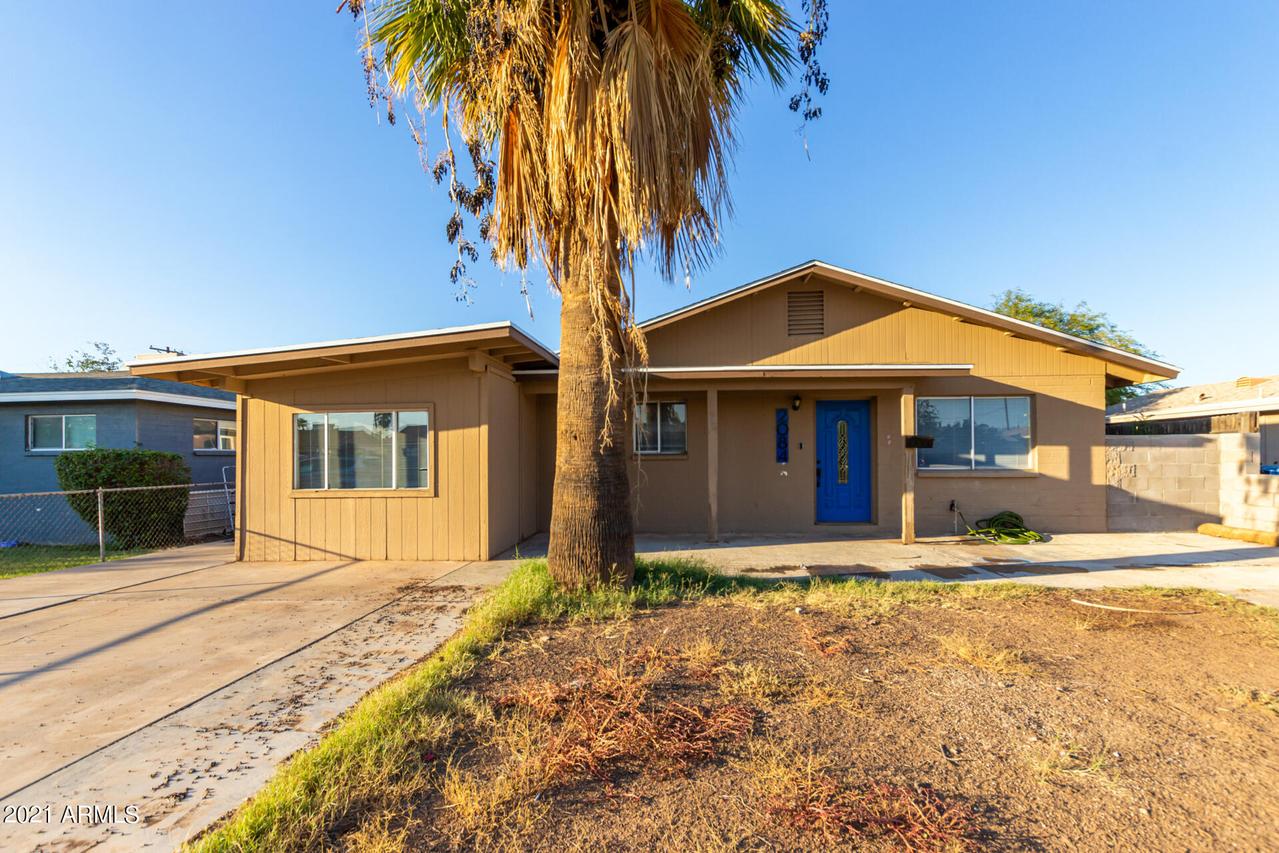 2084 E Don Carlos Ave., Tempe, AZ 85281