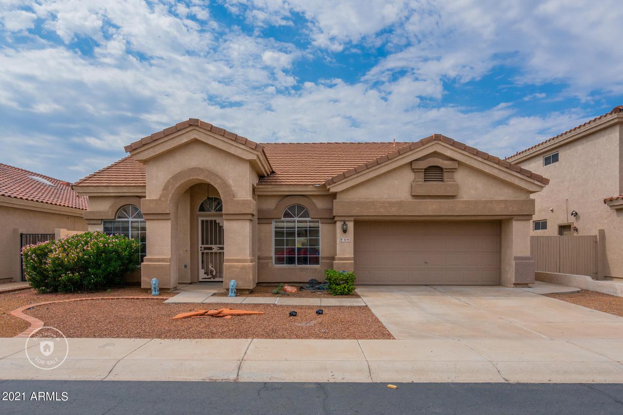 1219 W Waltann Ln., Phoenix, AZ 85023