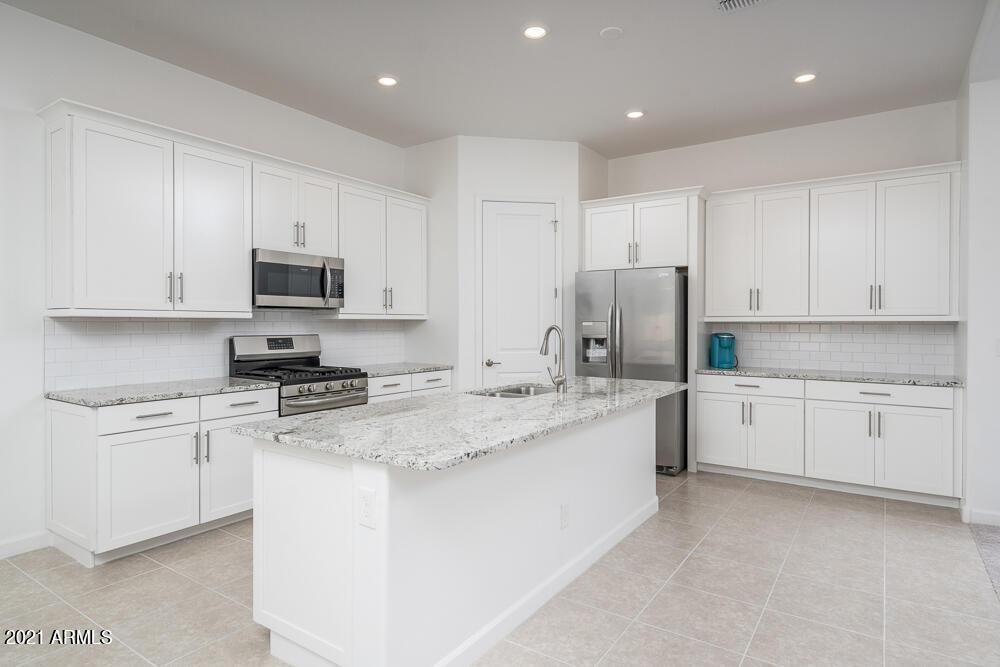 16836 W Vereda Solana Dr., Surprise, AZ 85387