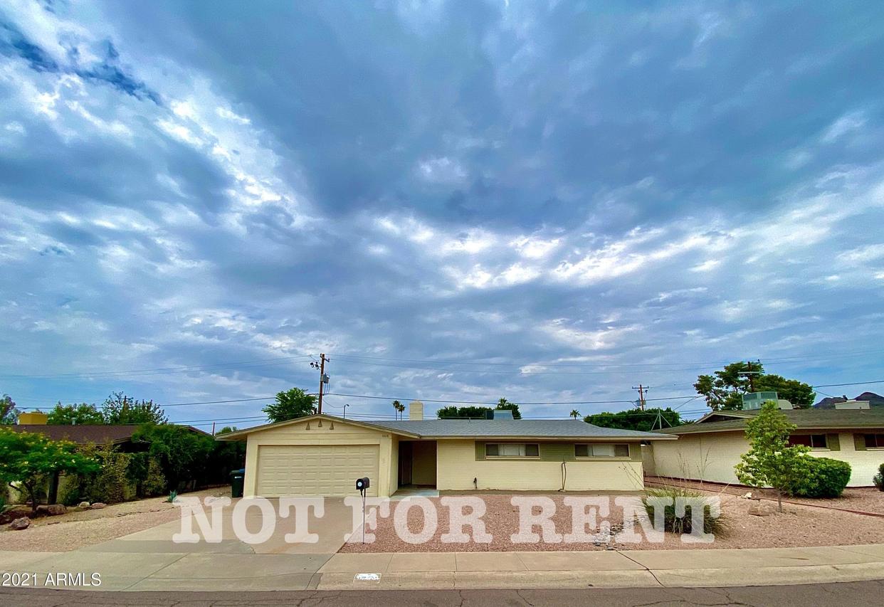 1028 E Manzanita Dr., Phoenix, AZ 85020