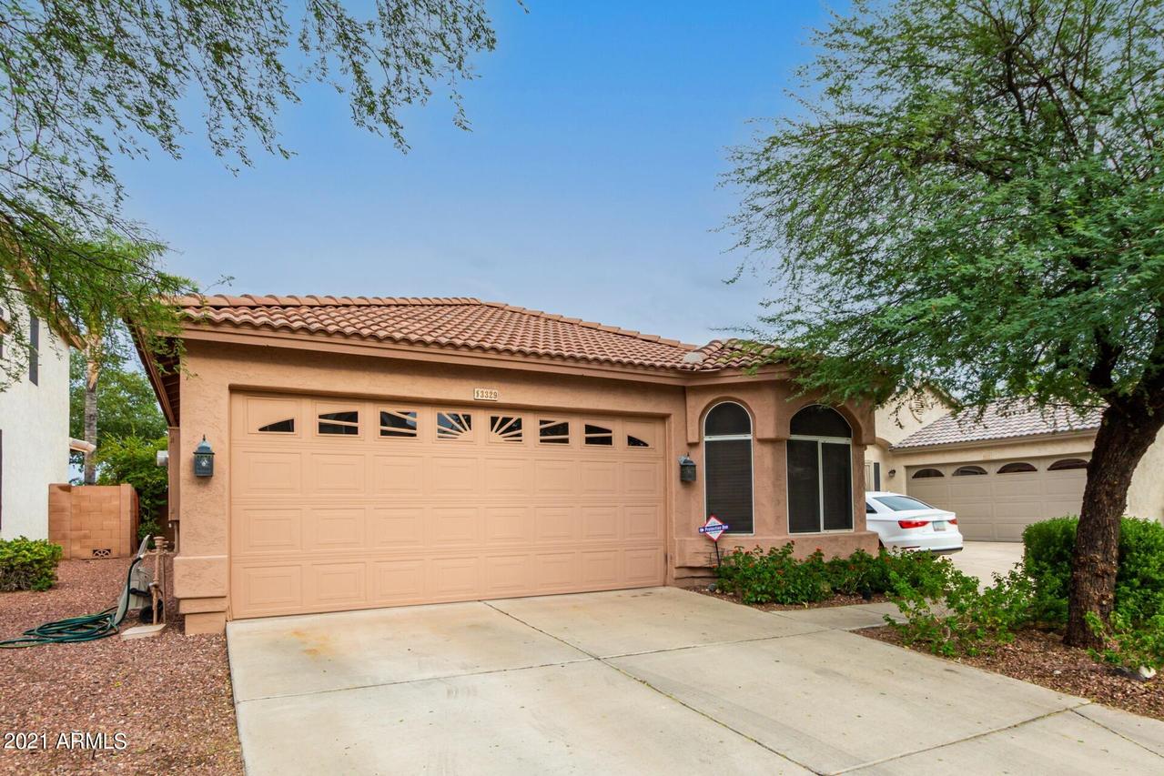 3329 E Tierra Buena Ln., Phoenix, AZ 85032