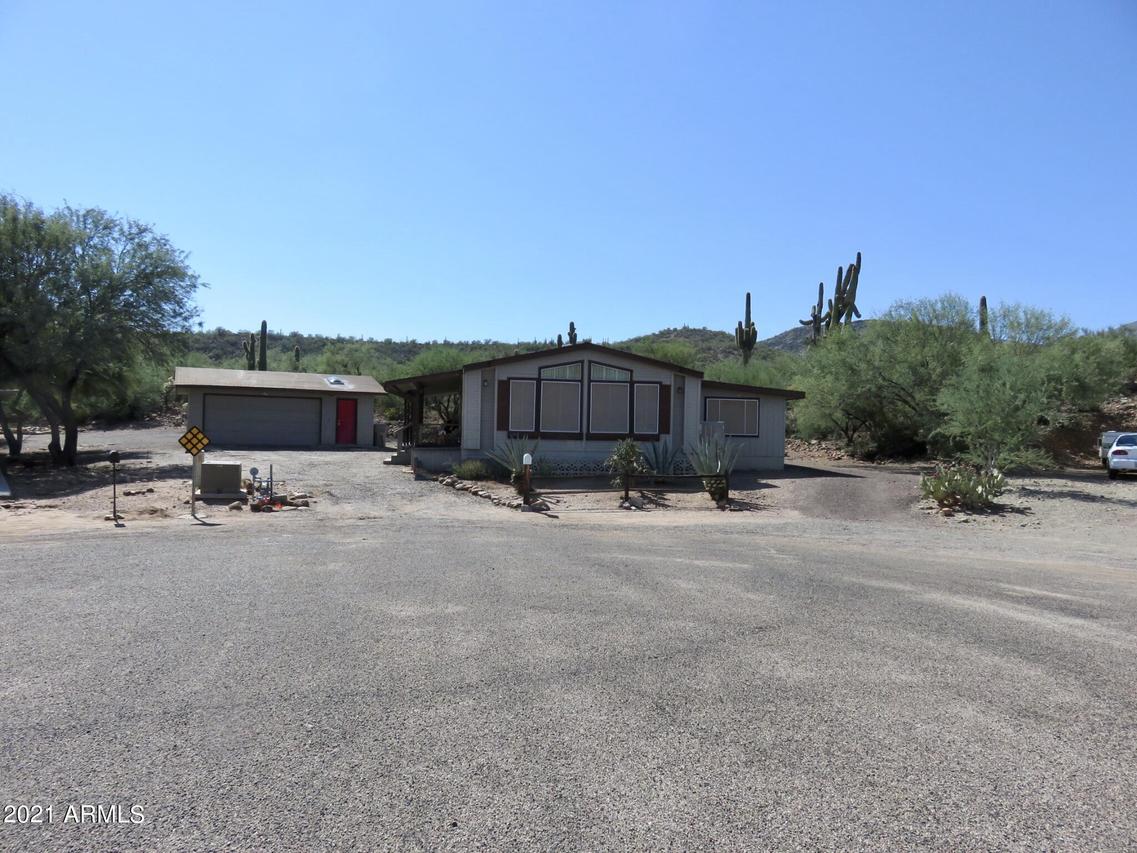18756 E Mechling Dr., Black Canyon City, AZ 85324