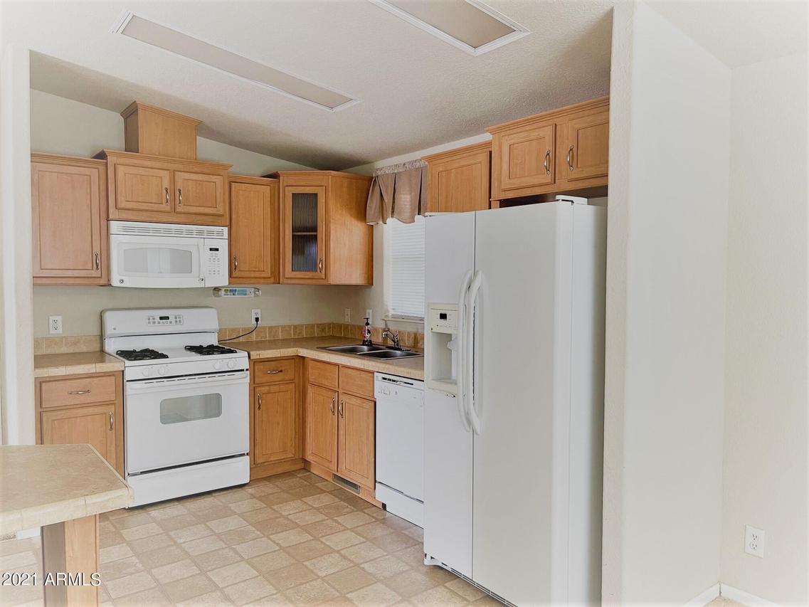 2068 E Charleston Ave., Phoenix, AZ 85022