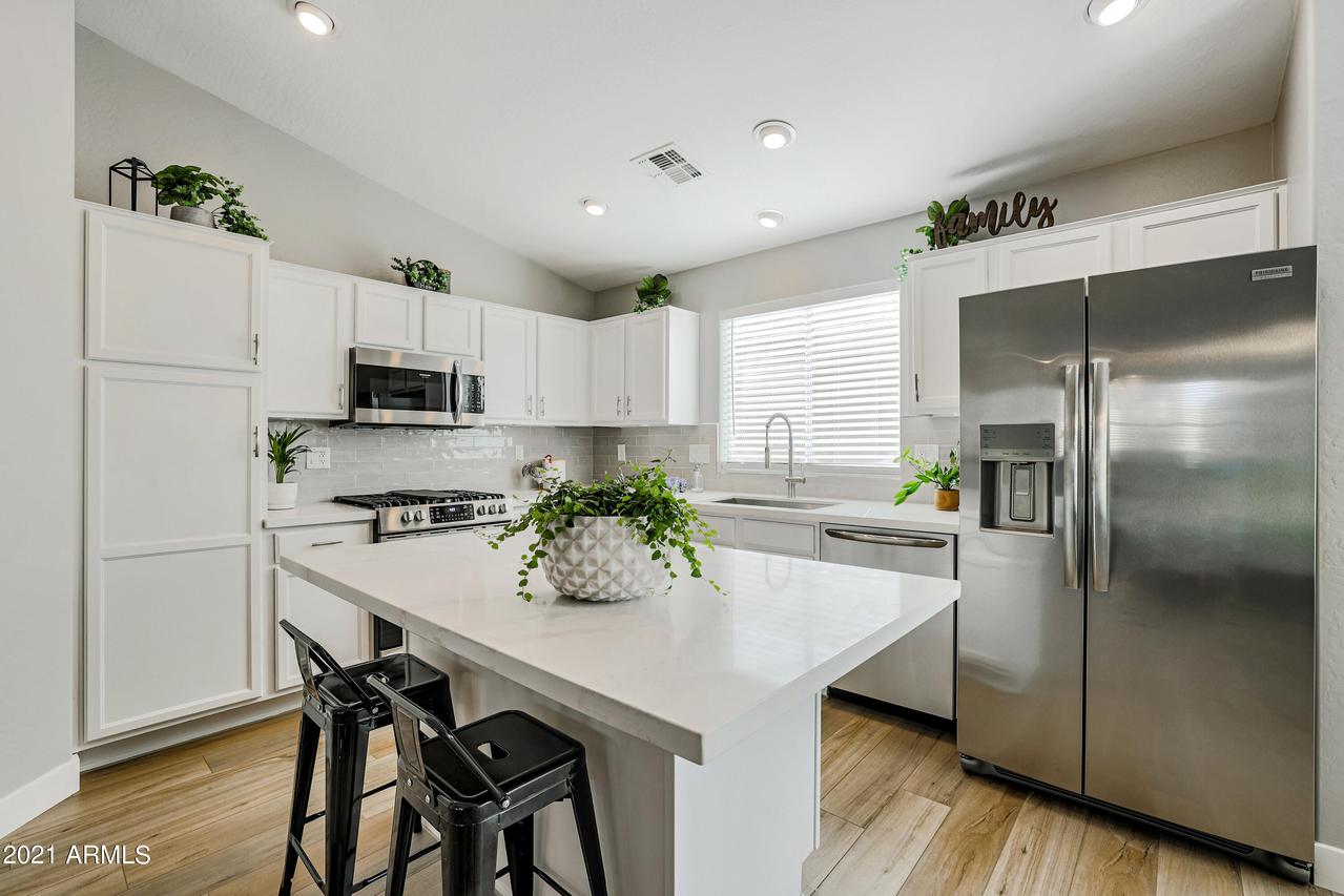 2640 W Angel Way, Queen Creek, AZ 85144