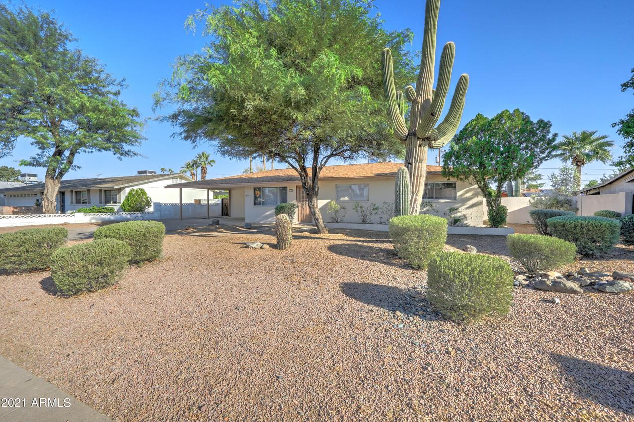 2816 E Cholla St., Phoenix, AZ 85028