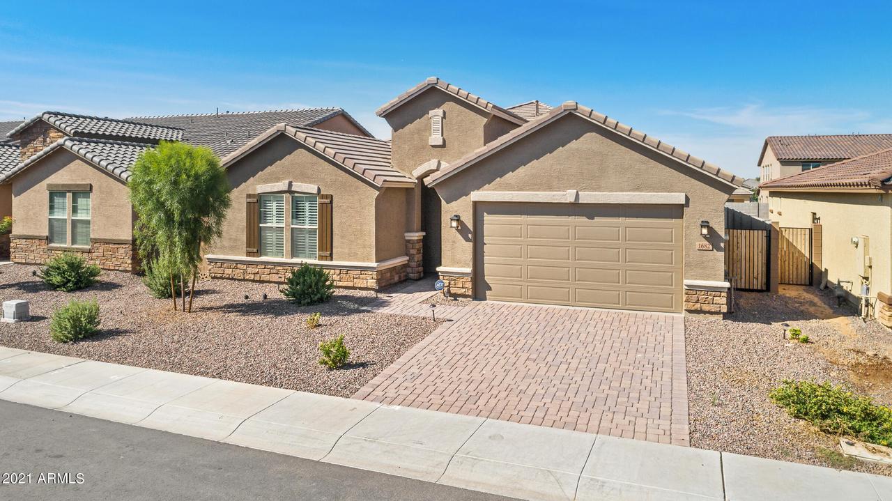 1682 W Gordon St., San Tan Valley, AZ 85144