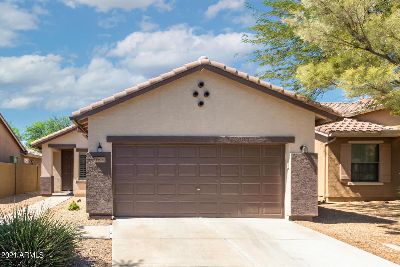 39604 N Harbour Town Way, Anthem, AZ 85086
