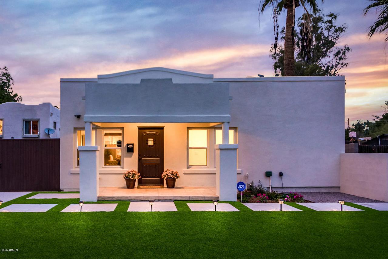 1050 E Whitton Ave., Phoenix, AZ 85014