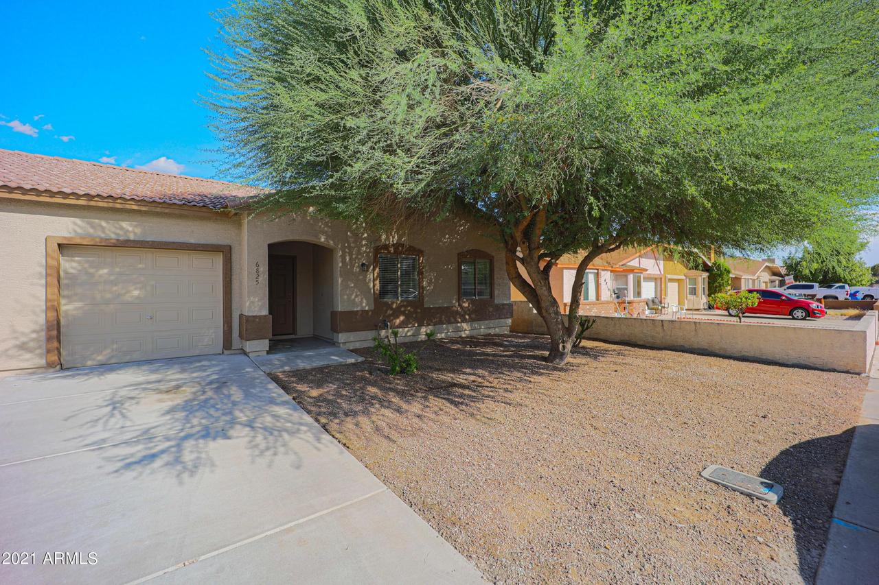 6825 N 81st Dr., Glendale, AZ 85303