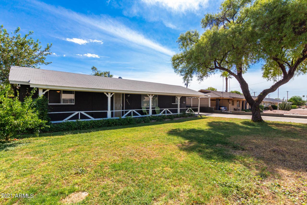 5033 E Sheridan St., Phoenix, AZ 85008