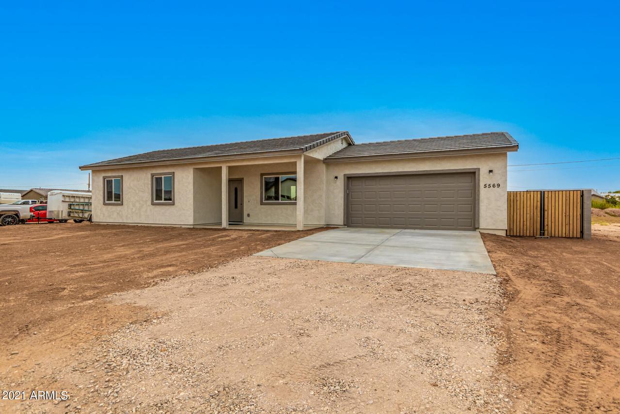 5569 E Santa Rita Dr., San Tan Valley, AZ 85140