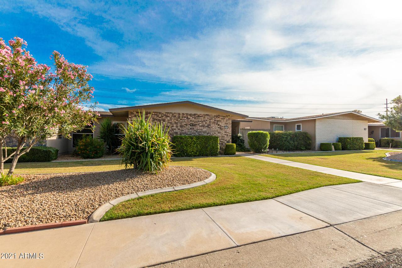 10541 W Granada Dr., Sun City, AZ 85373
