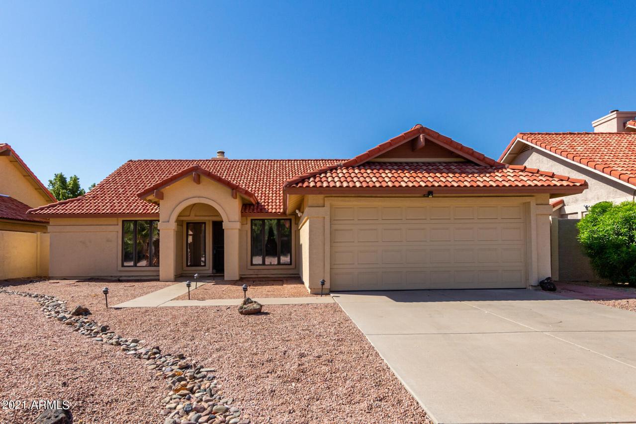 7339 W Morrow Dr., Glendale, AZ 85308