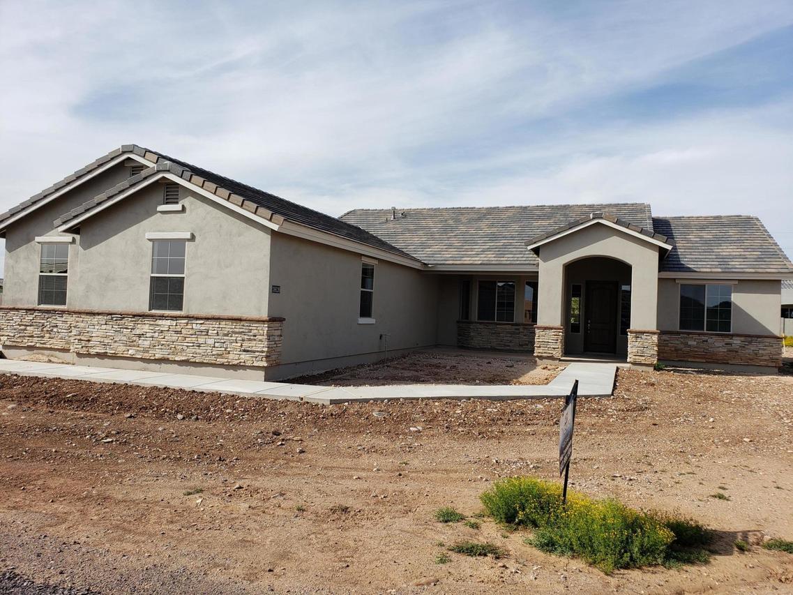 325 E Tumbleweed Dr., Phoenix, AZ 85085