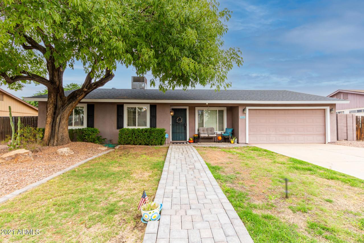 1917 S Fontana, Mesa, AZ 85204