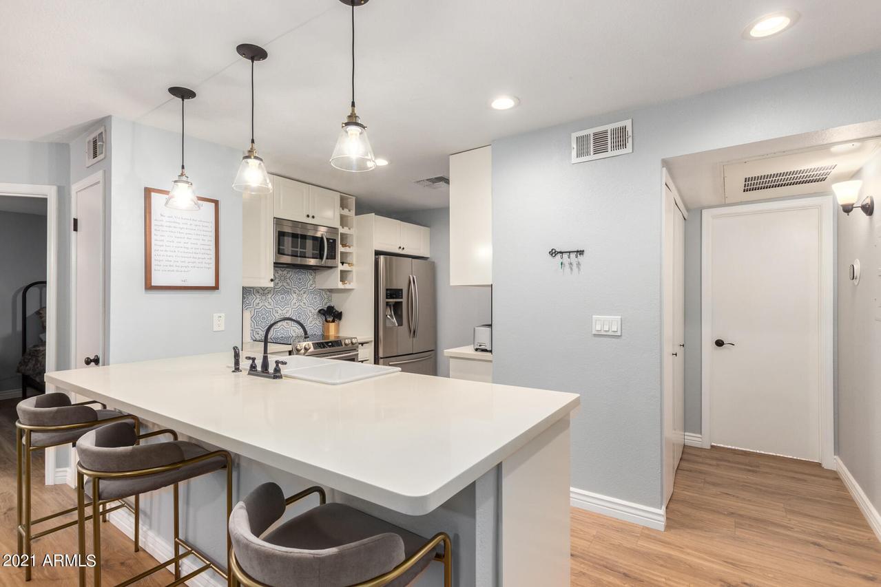 4850 E Desert Cove Ave. #335, Scottsdale, AZ 85254