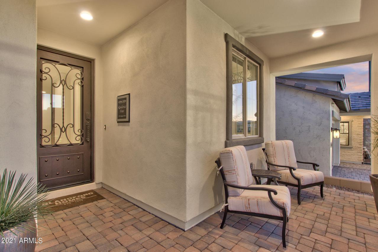 2098 E Warbler Rd., Gilbert, AZ 85297