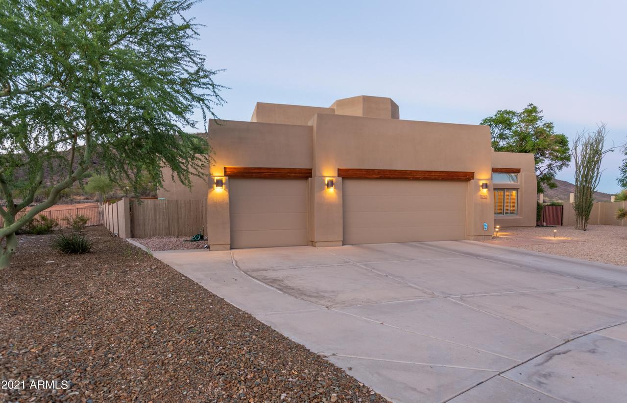 22415 N 63rd Dr., Glendale, AZ 85310