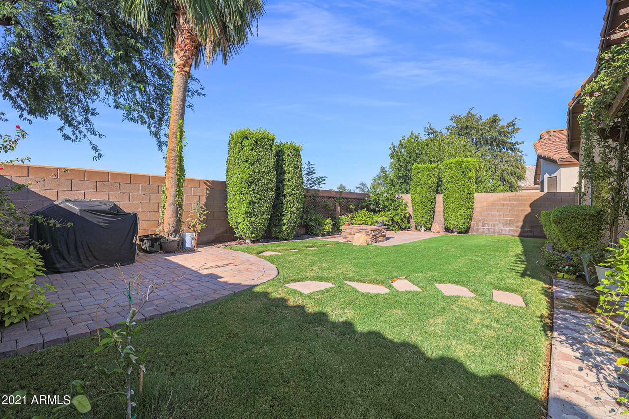 466 E Redondo Dr., Gilbert, AZ 85296