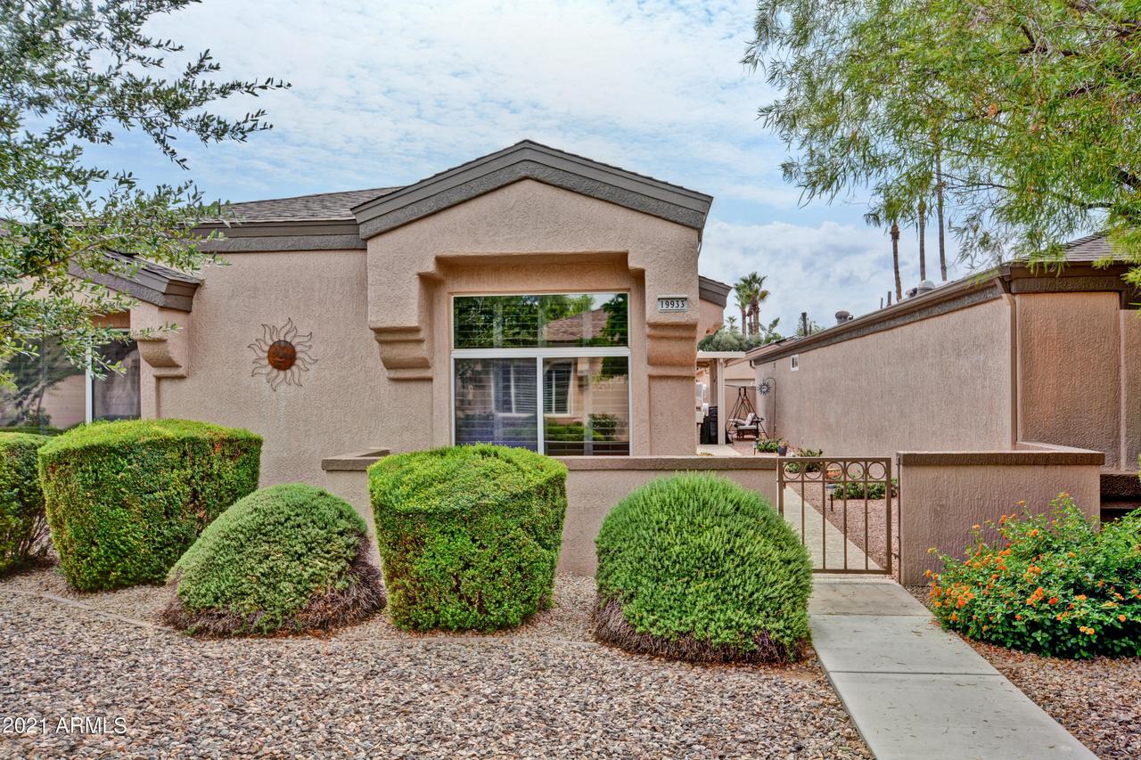 19933 N Greenview Dr., Sun City West, AZ 85375
