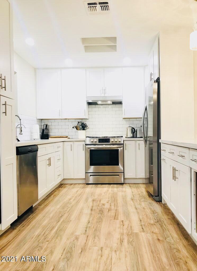 1421 E Griswold Rd., Phoenix, AZ 85020