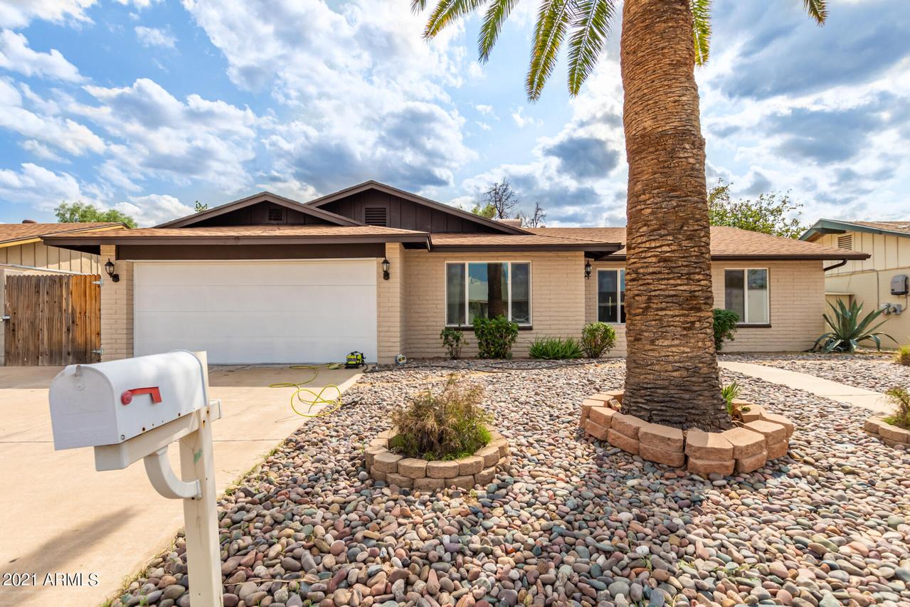 3107 W Mescal St., Phoenix, AZ 85029