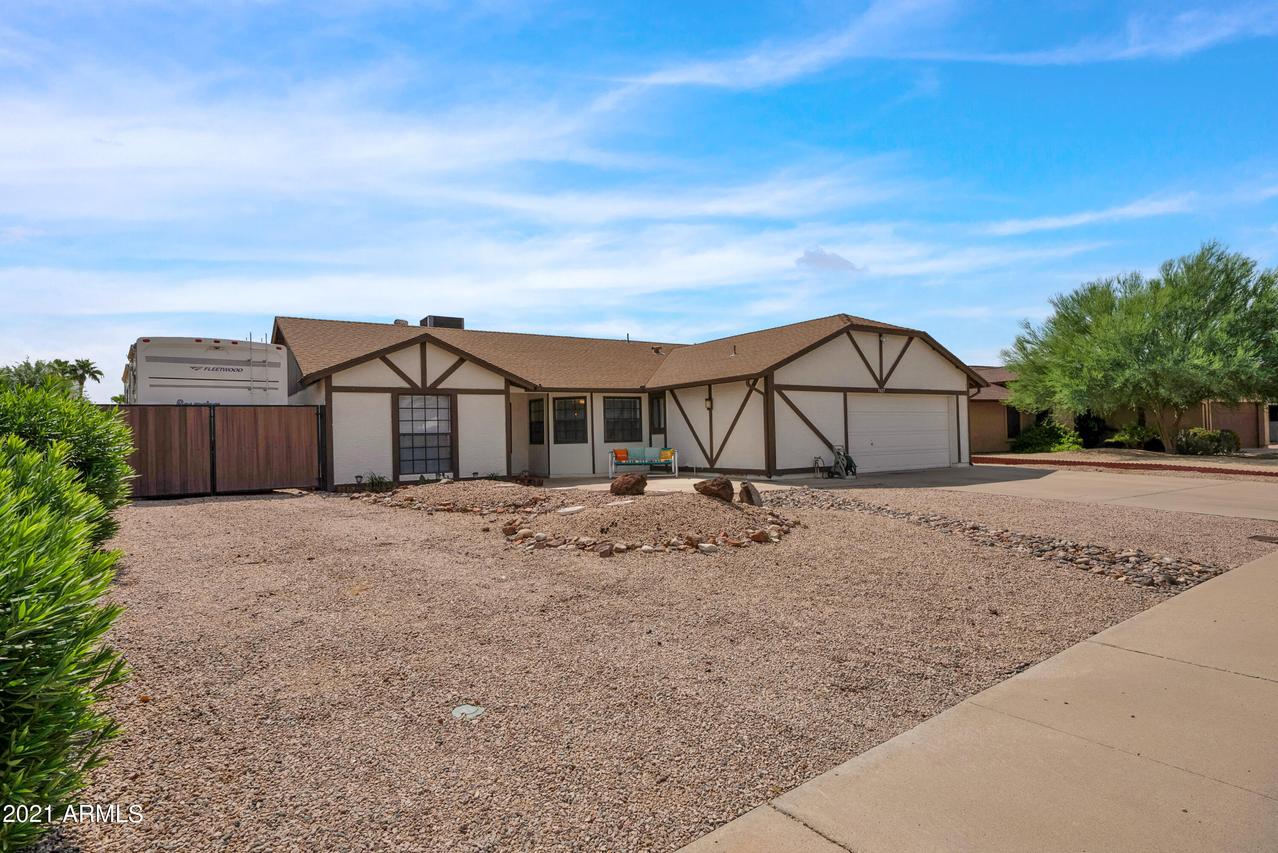7427 E Drummer Ave., Mesa, AZ 85208