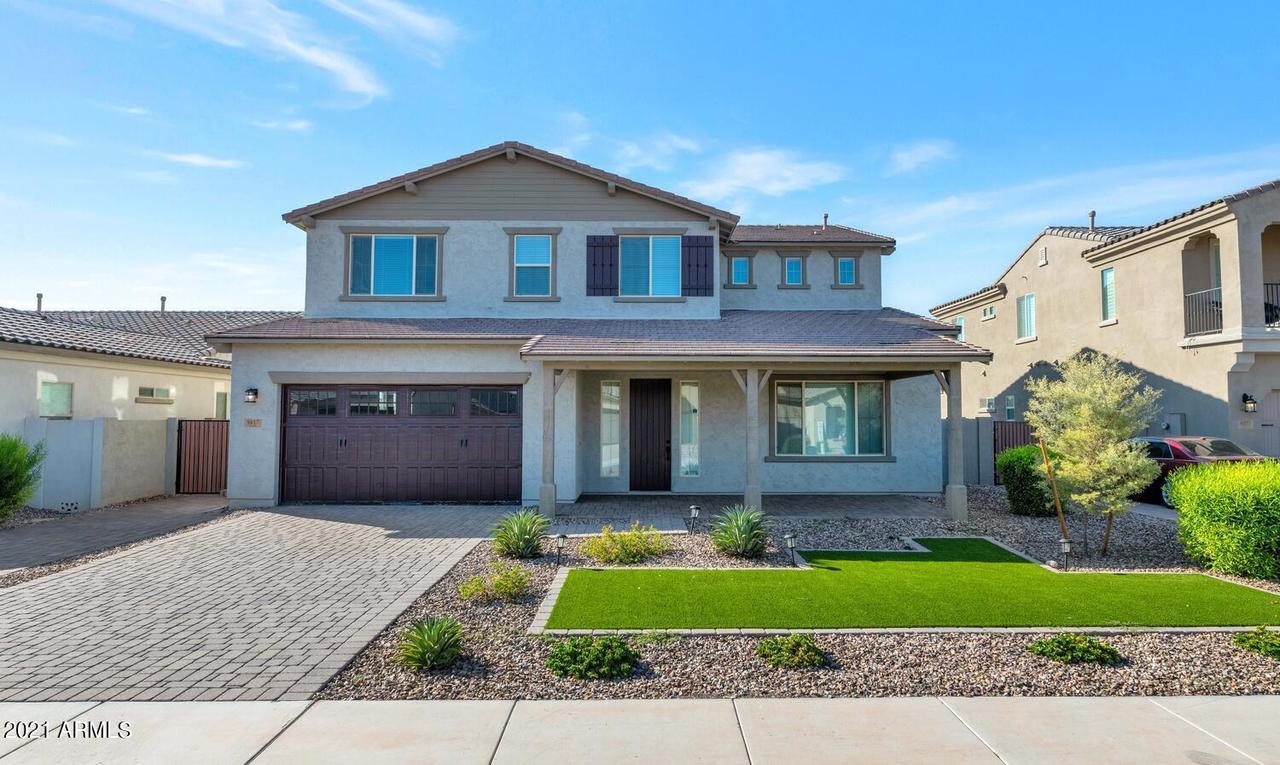 9417 W Daley Ln., Peoria, AZ 85383