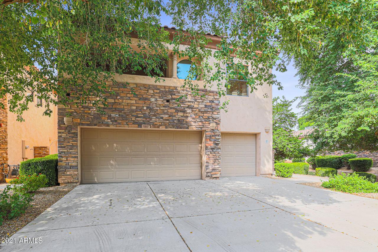 150 N Lakeview Blvd. #7, Chandler, AZ 85225