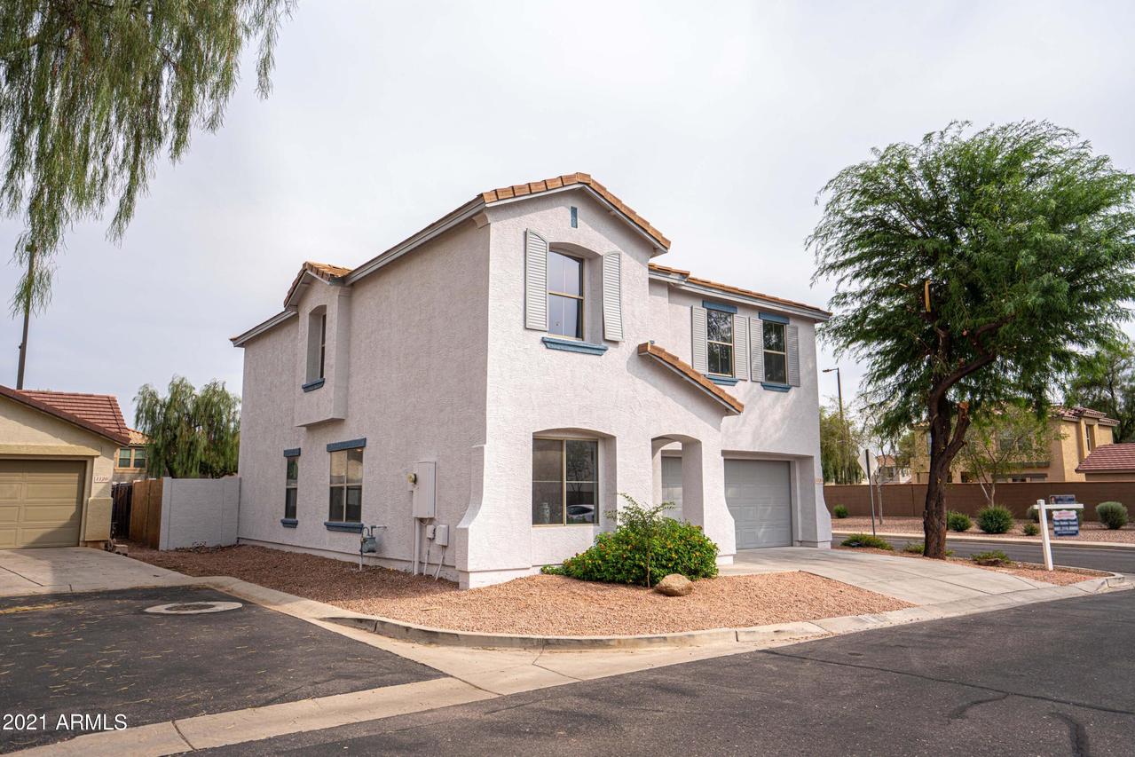 1124 E Parkview Ct., Gilbert, AZ 85295