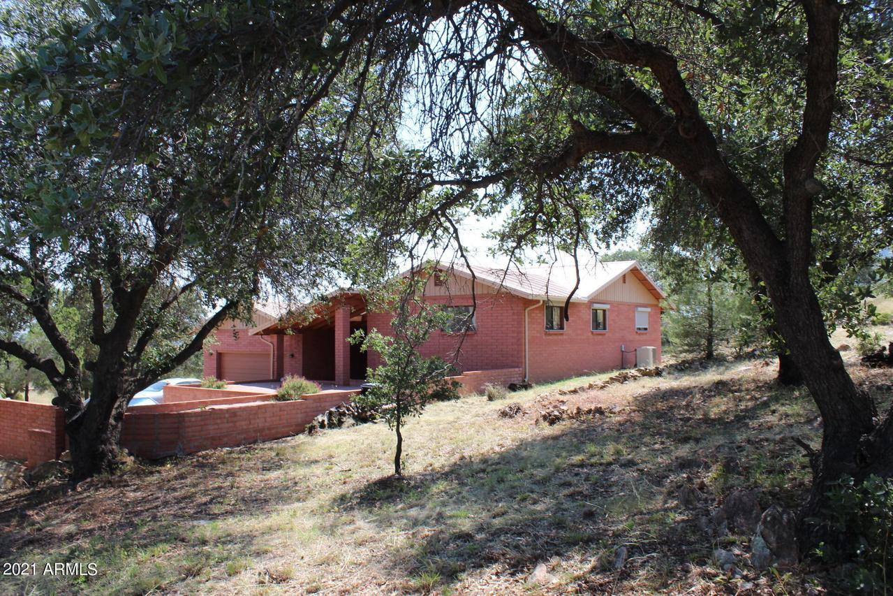 4883 E Dead Bear Draw, Hereford, AZ 85615