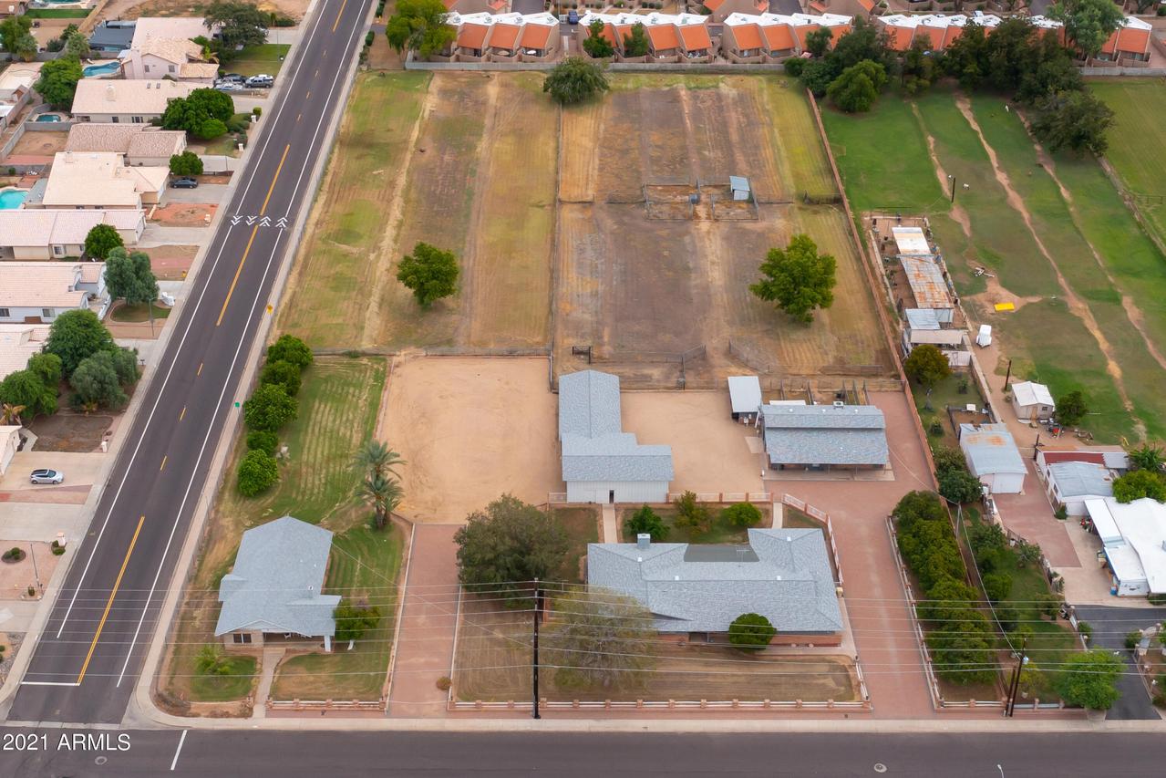 7411 N 45th Ave., Glendale, AZ 85301