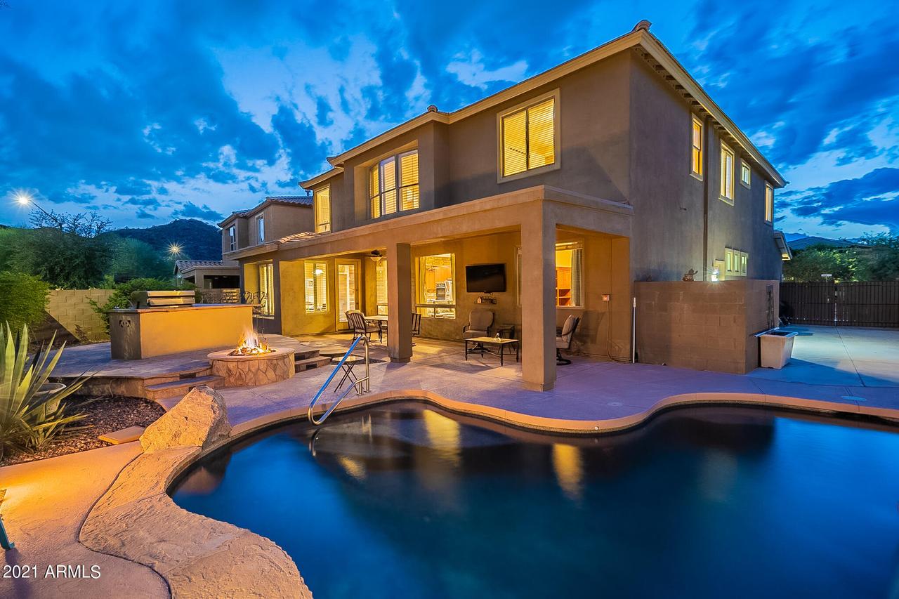 8405 W Tether Tr., Peoria, AZ 85383