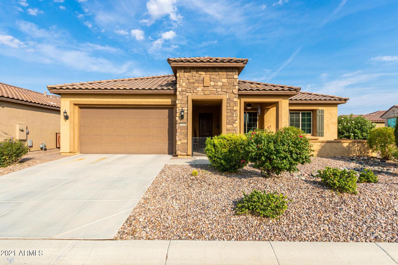 5664 W Willow Way, Florence, AZ 85132