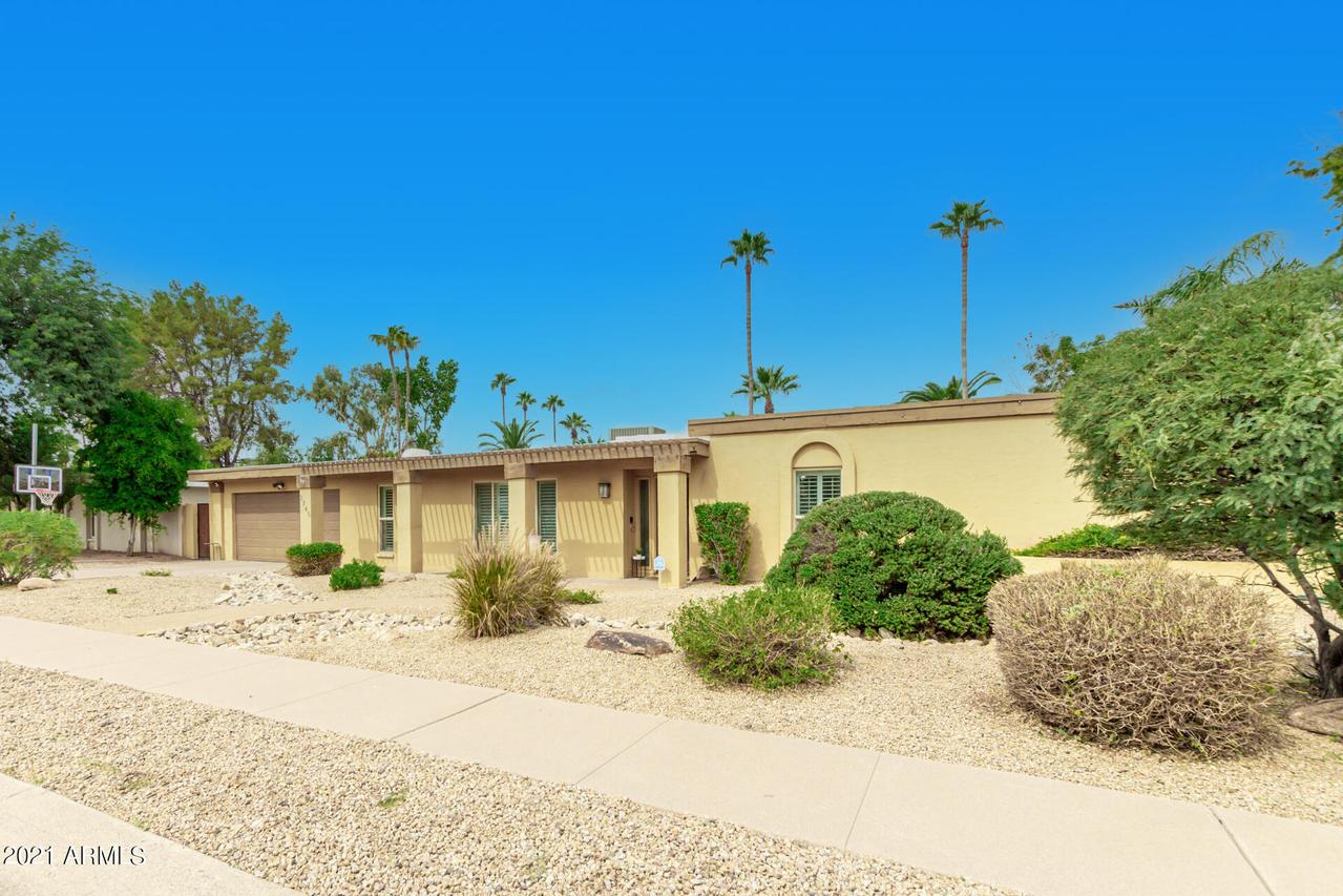 3740 E Desert Cove Ave., Phoenix, AZ 85028