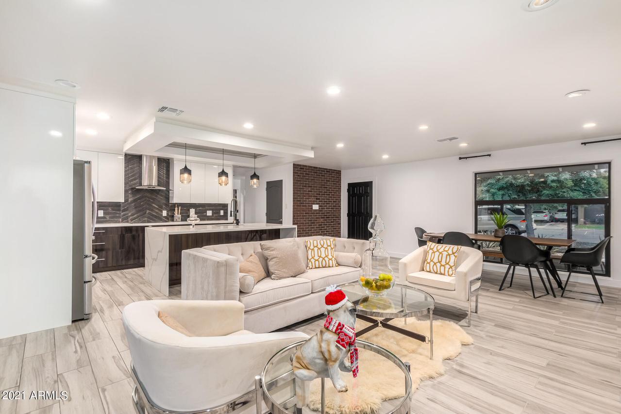 3053 N Evergreen St., Phoenix, AZ 85014