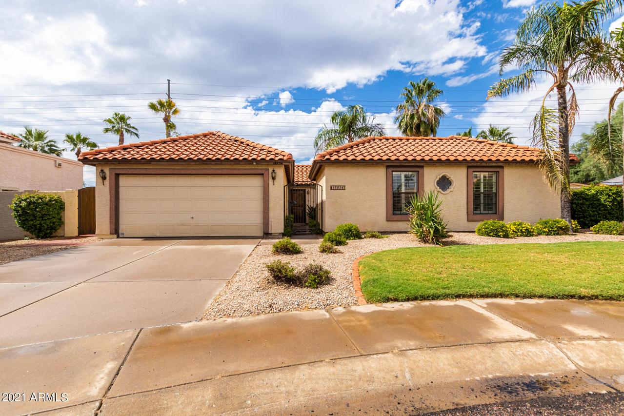 15834 N 56th Way, Scottsdale, AZ 85254