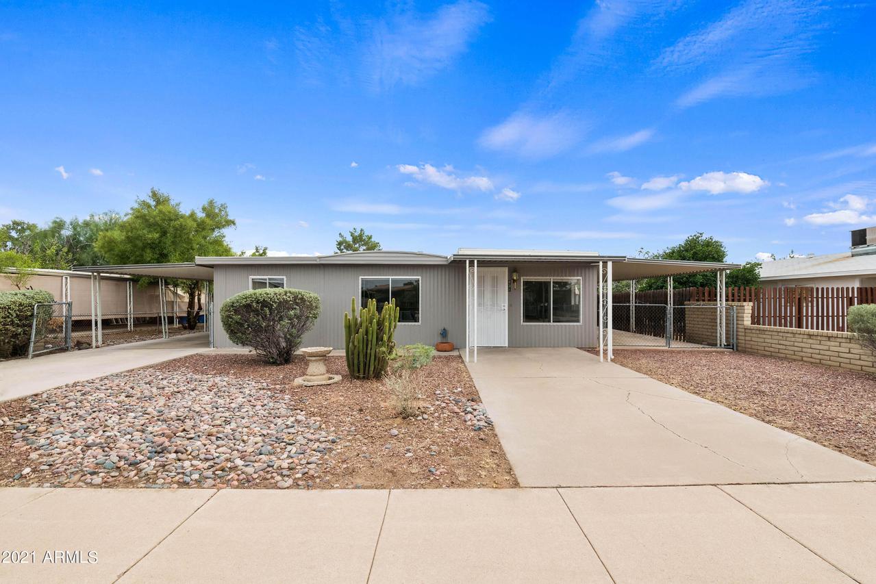 831 W Calle Del Norte, Chandler, AZ 85225
