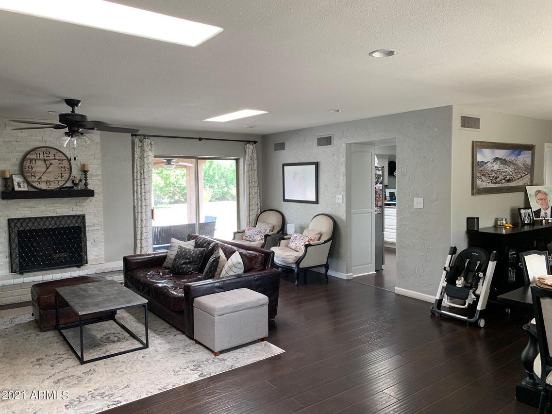 9760 E Clinton St., Scottsdale, AZ 85260