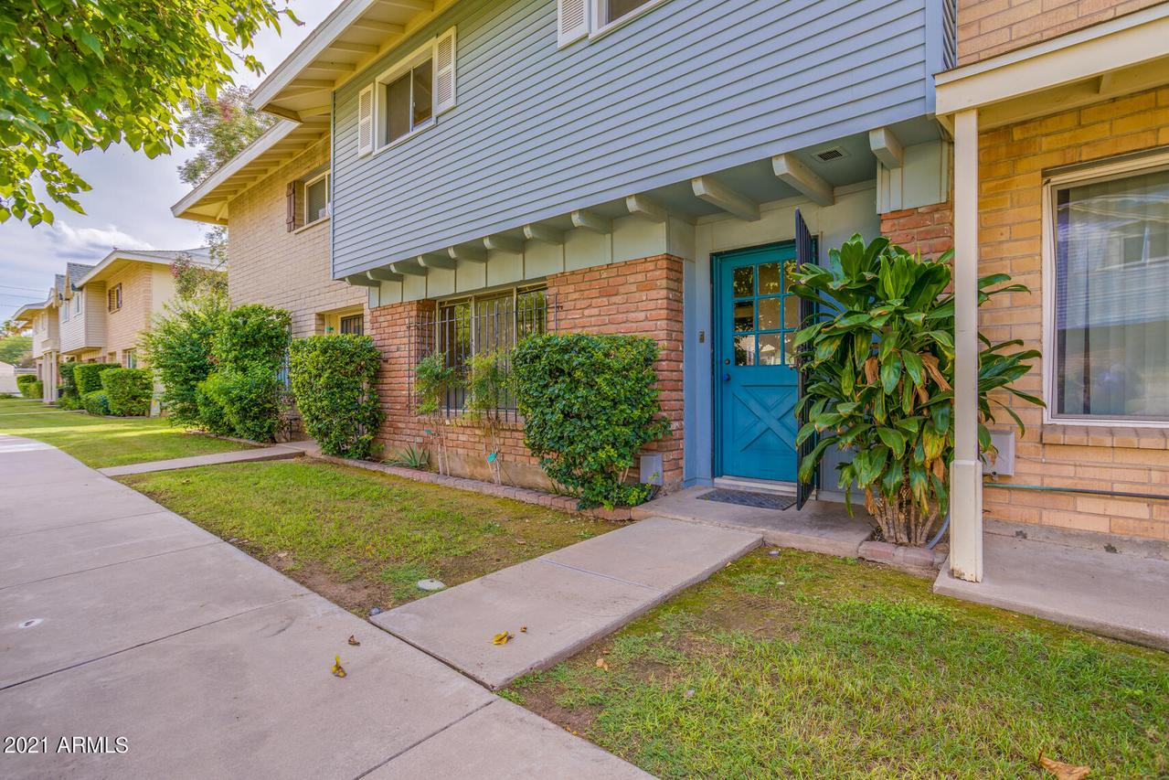 4470 E Belleview St., Phoenix, AZ 85008