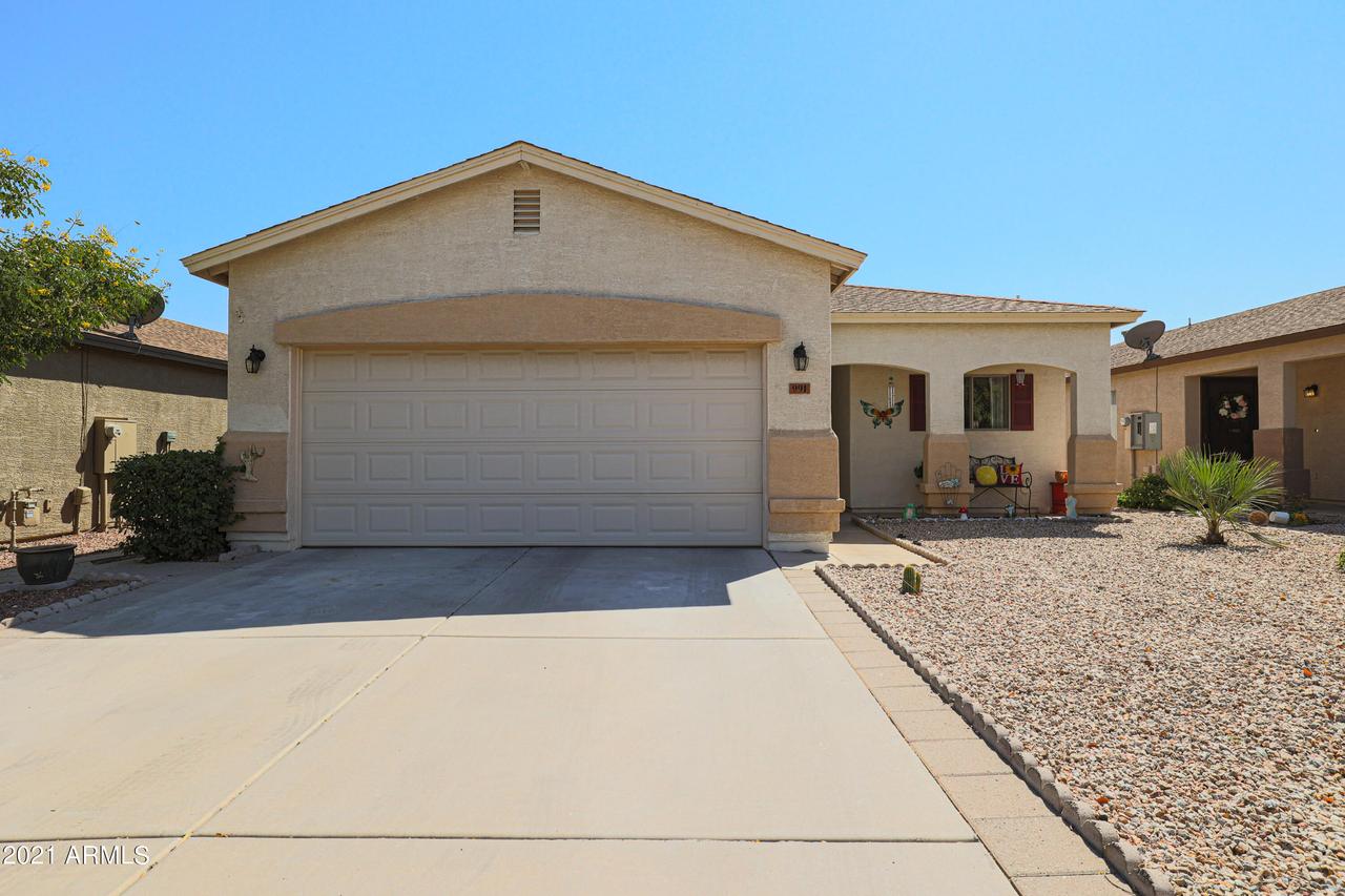 991 E Desert Moon Tr., San Tan Valley, AZ 85143