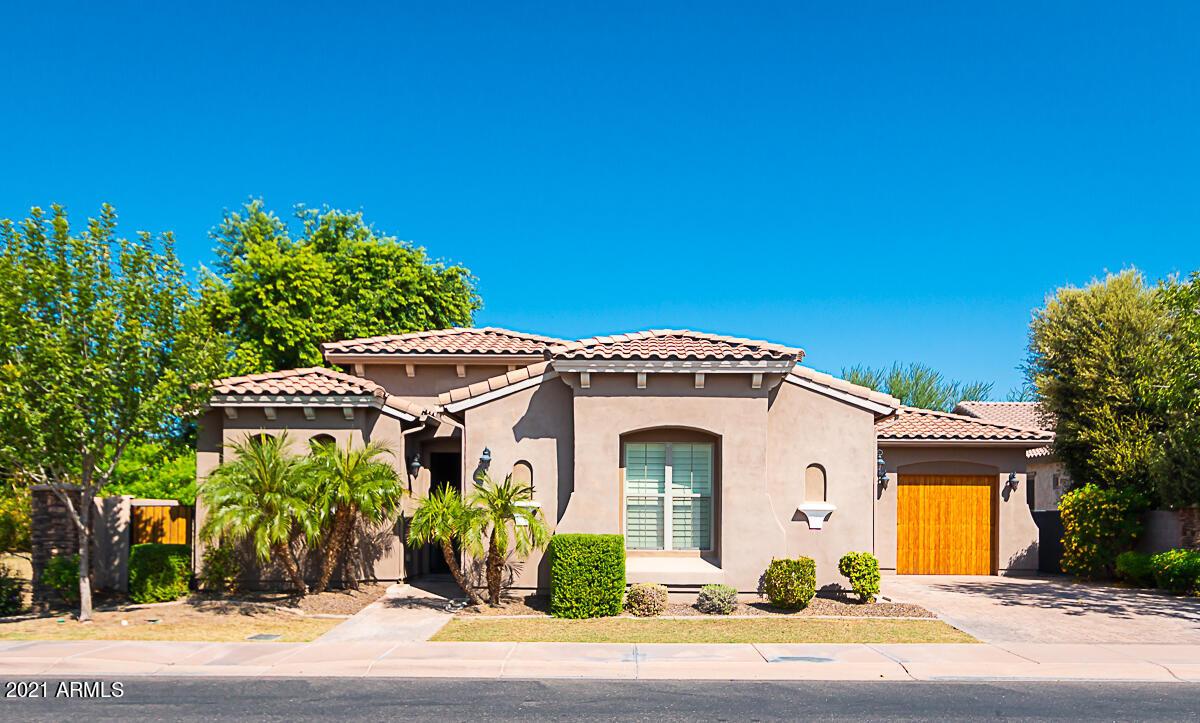 630 E Sunburst Ln., Tempe, AZ 85284