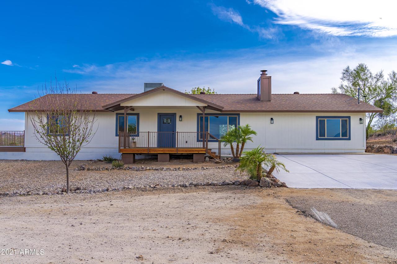 1039 S Saguaro Dr., Wickenburg, AZ 85390