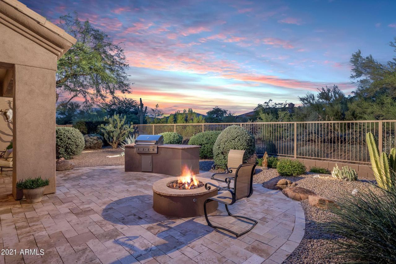 7128 E Mighty Saguaro Way, Scottsdale, AZ 85262
