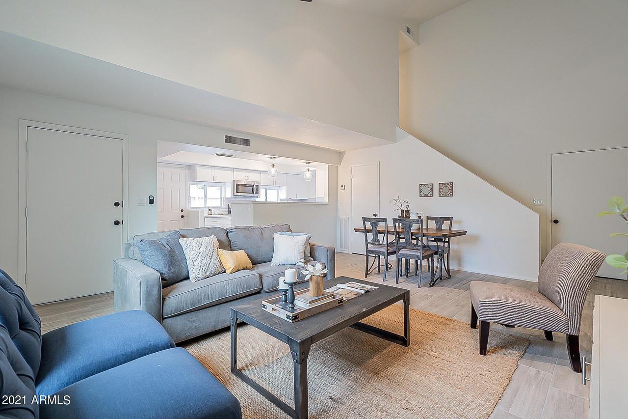 15418 N 2nd Pl., Phoenix, AZ 85022