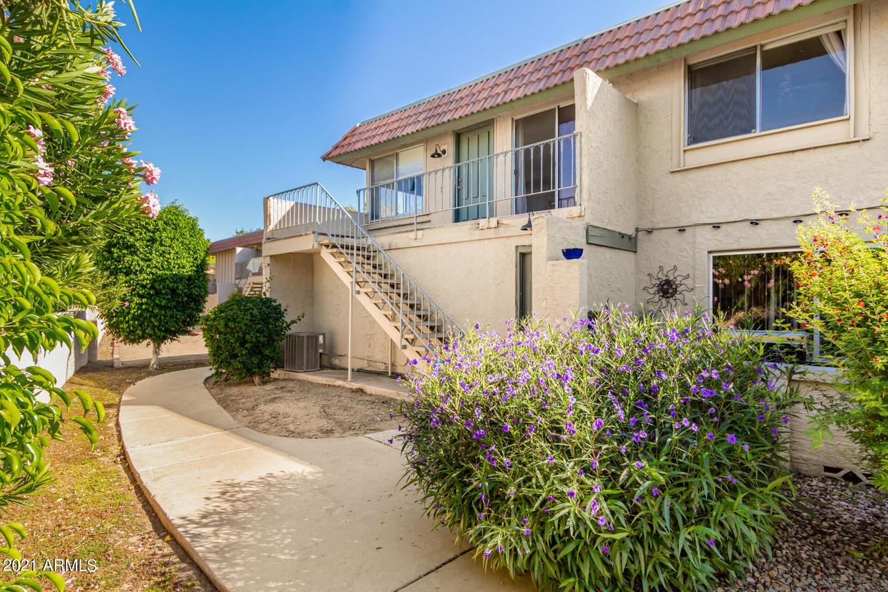 5618 S Captain Kidd Ct. #E, Tempe, AZ 85283